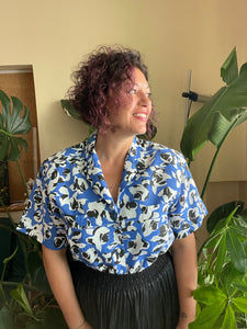 Camicia fuori blu
