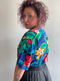 Crop hawaiano colorato