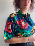 Crop hawaiano colorato